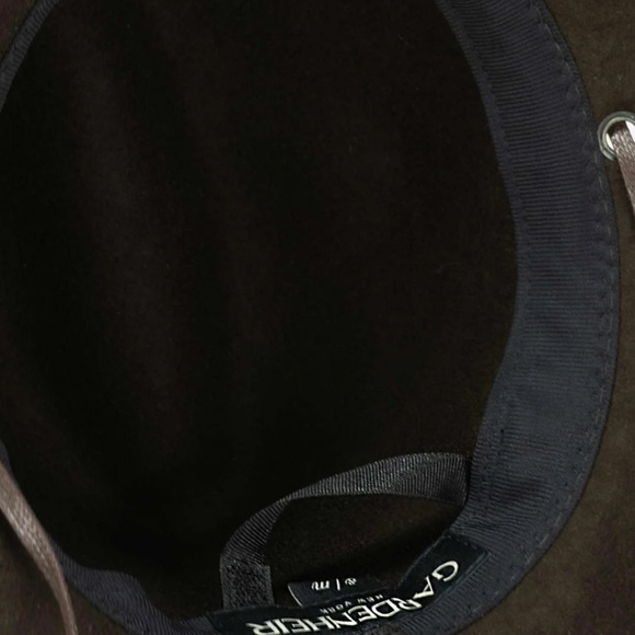 Gardenheir FELTED WOOL HAT WITH CHIN STRAP - Picture 3 of 3